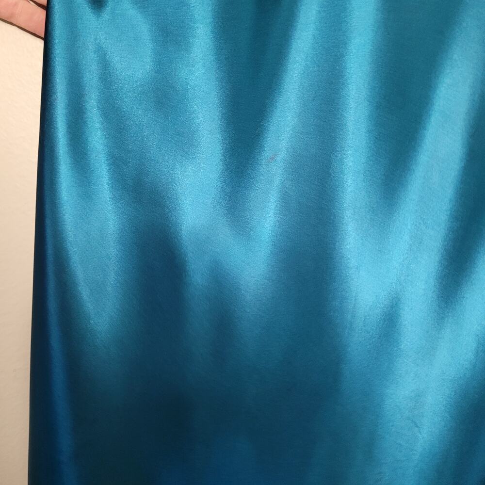 Thalia 2XL Blue Green Nightgown - Cozy & Chic Sleepwear - Picture 4 of 14